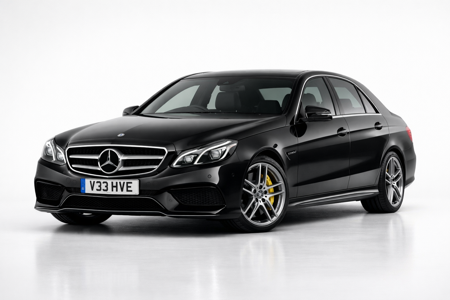 Mercedes-Benz E Class W212 Linux Touchscreen w/ Built in Wireless Apple CarPlay & Android Auto